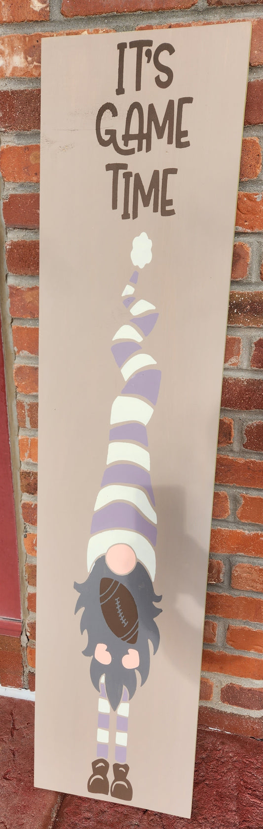 It's Game Time Porch Leaner