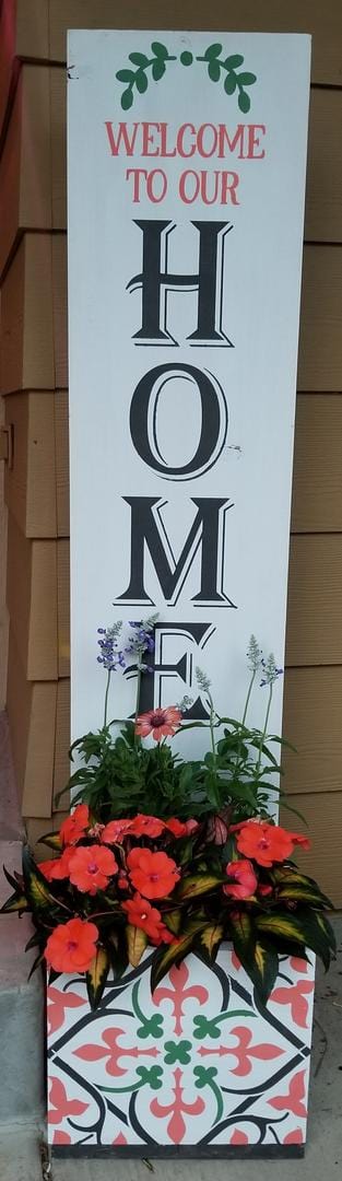 Hanging Planters and boxes 5/11/24 @12pm